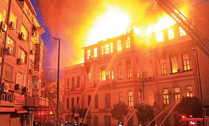 В Стамбуле с начала года произошло более 17 тыс. пожаров