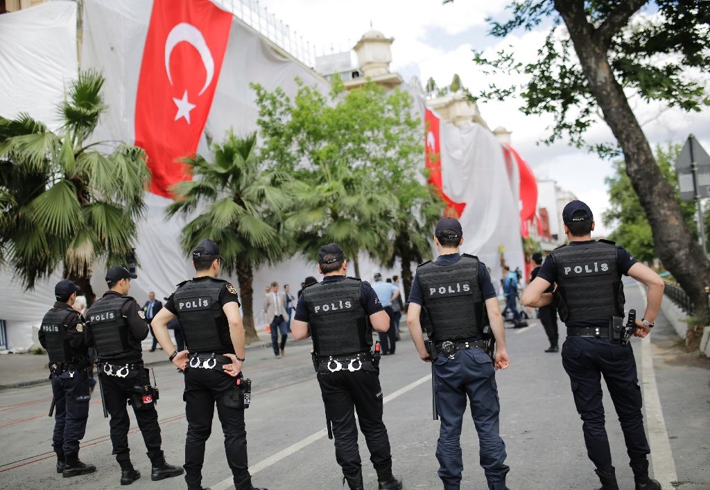 Полезные факты о туристической полиции Турции. Часть 1 #ЛайфхакиПоТурции