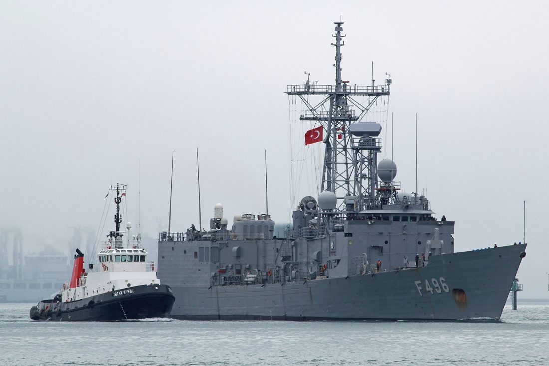 Турецкий военный фрегат TCG Gökova прибыл в Катар