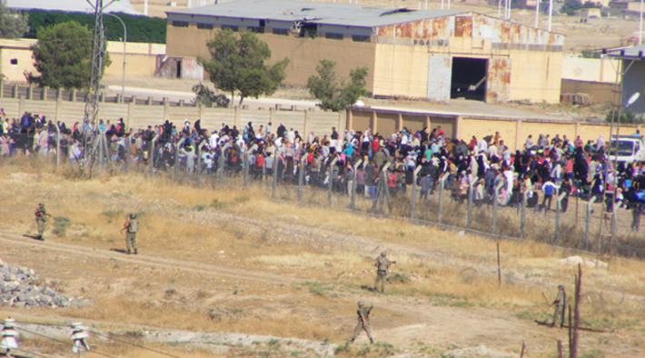 Турция не сможет принять беженцев из Идлиба в случае нового потока мигрантов