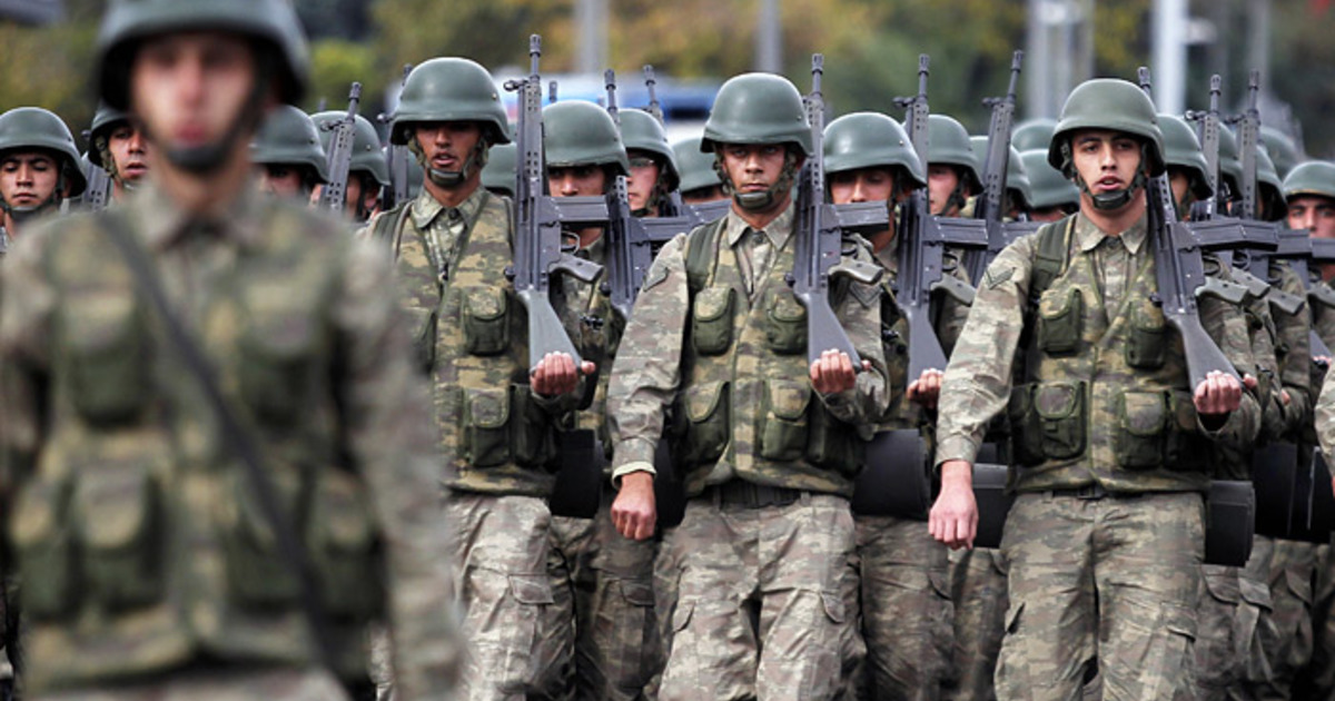 Четверо турецких военных погибли, подорвавшись на бомбе