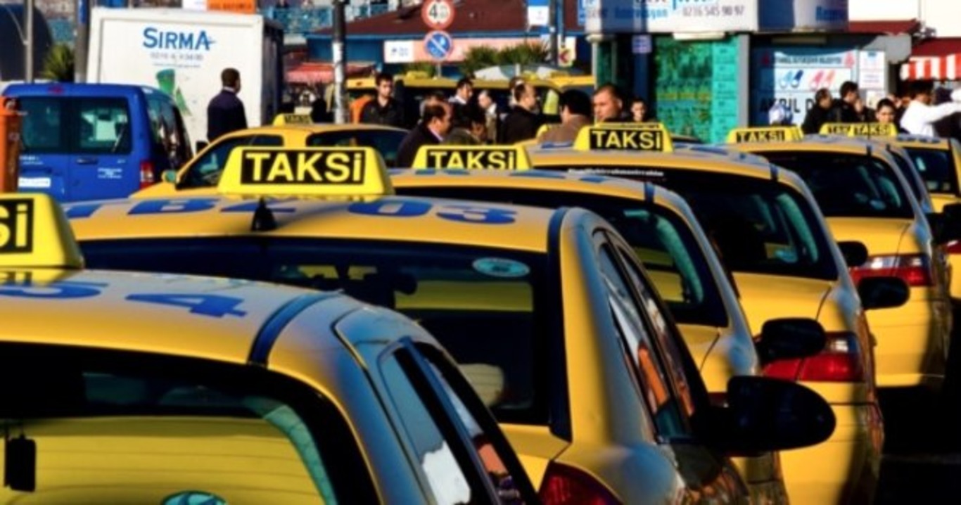 Опубликованы цены на такси из Стамбульского аэропорта