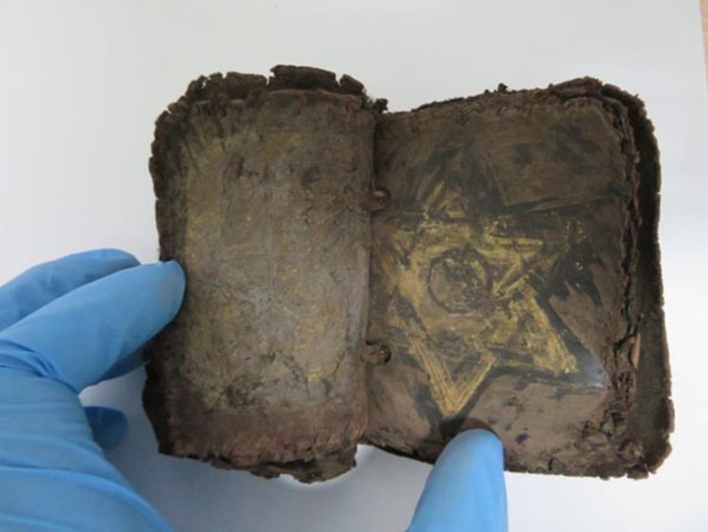 В Денизли обнаружены амулеты возрастом 1500 лет