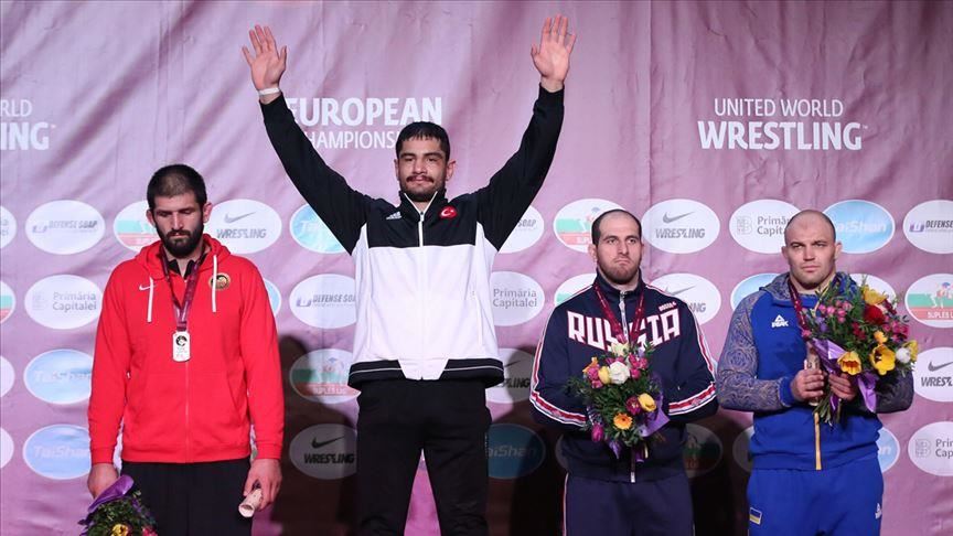 Турецкий борец завоевал золото чемпионата Европы