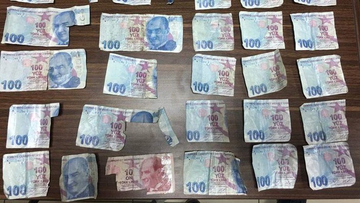 Сбывавшие фальшивки через банкоматы мошенники, арестованы в Мерсине