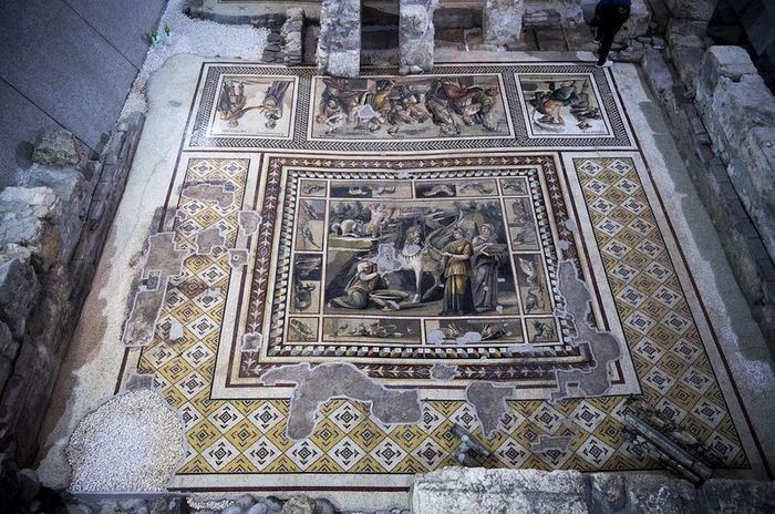 В Турции обнаружена  самая большая в мире древняя мозаика