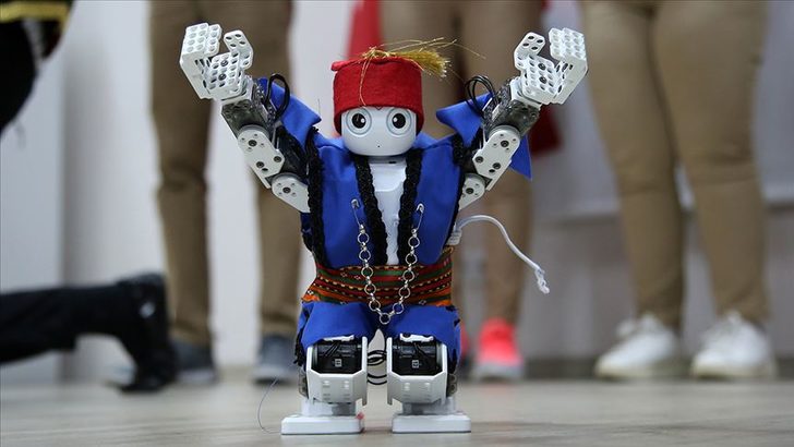 Турецкие школьники создали уникального робота