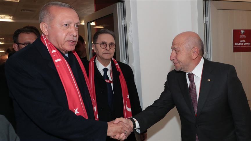 Эрдоган поддержал футболистов сборной Турции