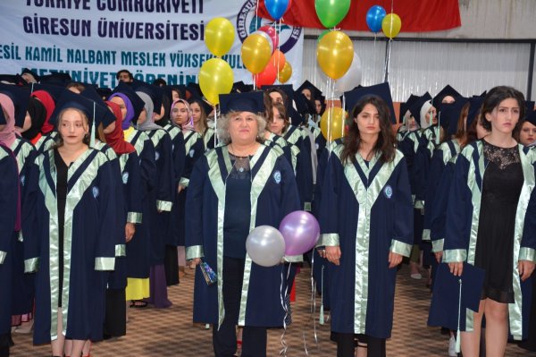 52-летняя студентка из Гиресуна получила третий диплом