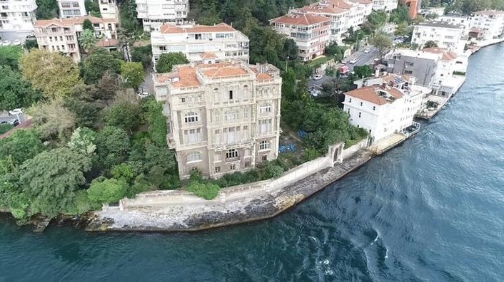 Особняк Зеки-паши на Босфоре продадут за 550 млн лир (видео)
