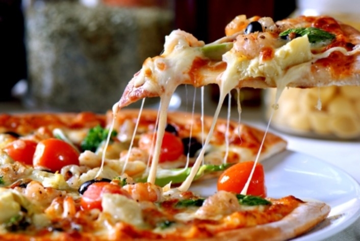 В Чешме пицца для турецкого бомонда стоит 500 лир
