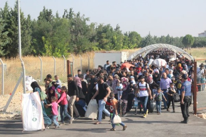 26 тыс. сирийцев выехали на родину на Курбан-байрам