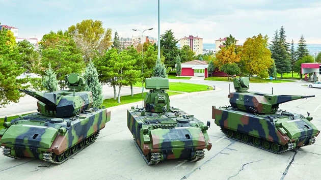 Турция примет участие в военной выставке в Великобритании