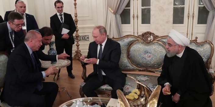 Президент Эрдоган угостил Путина и Рухани турецким инжиром