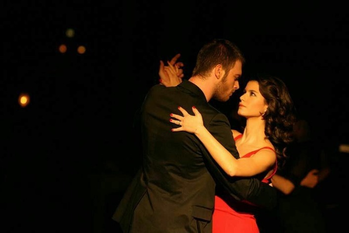 Сериал «Запретная любовь» продолжает бить рейтинги на турецком телевидении