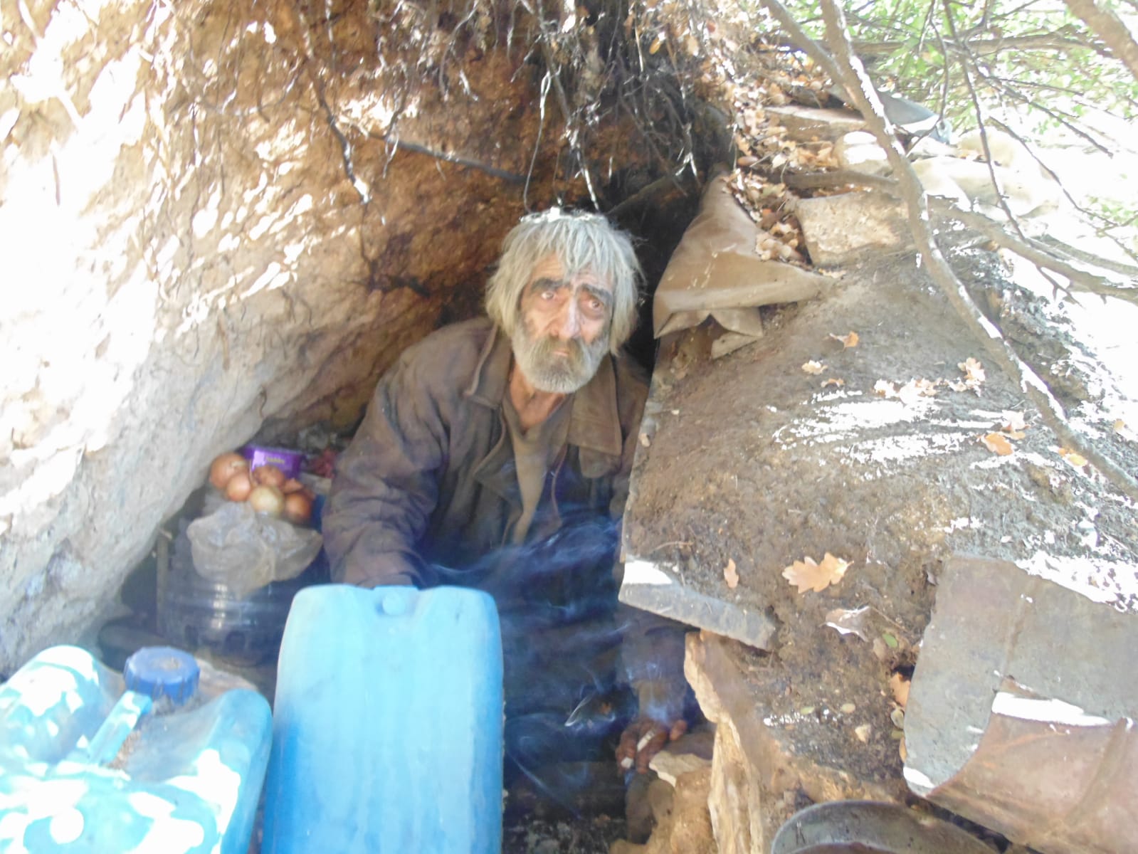 Проживший  40 лет в пещере турецкий Тарзан перебрался в хижину