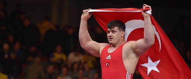 Турецкий борец Рыза Каяалп завоевал золото на Всемирных военных играх