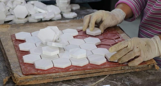 Мозаичная плитка из Бандырмы украшает кухни в США и Канаде