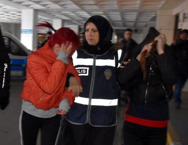 В Турции студентки ВУЗов задержаны за проституцию