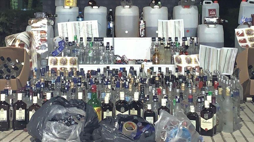 В Турции изъяли 700 литров поддельного алкоголя