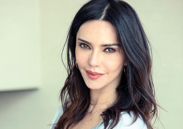 Известная турецкая актриса хочет родить в 46 лет