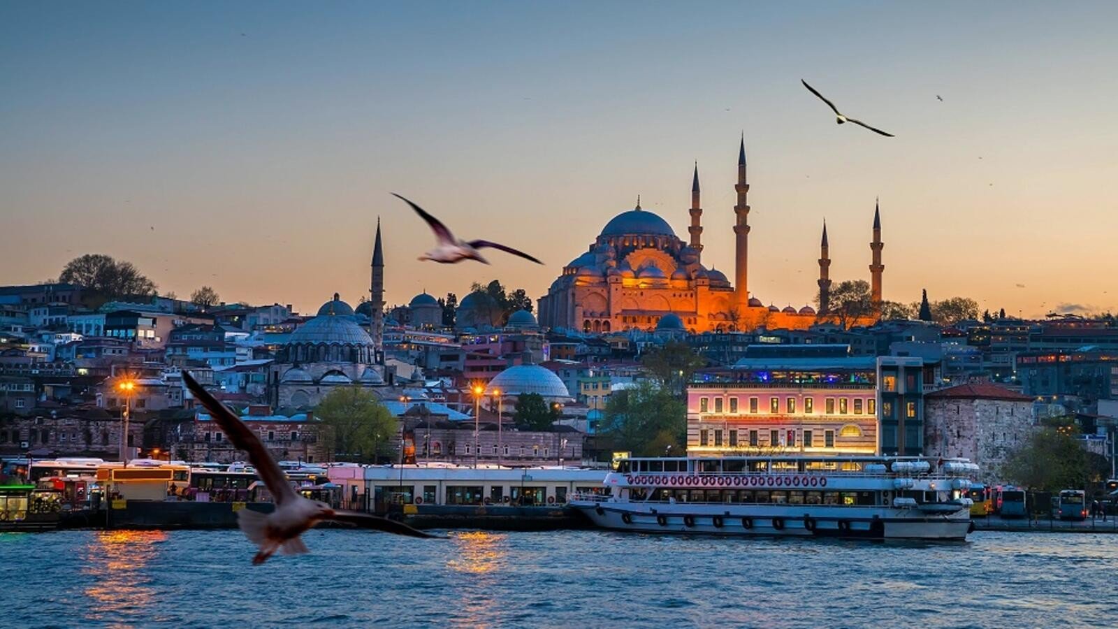 Стамбул и Анталья вошли в десятку самых посещаемых городов мира