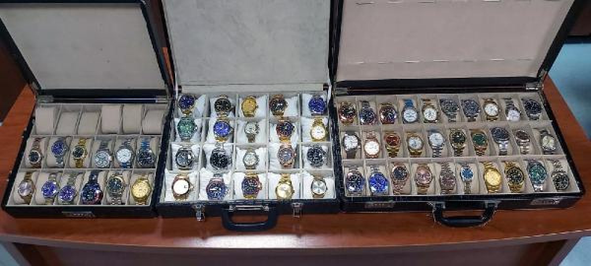 В Адане изъяты часы на сумму 662 тыс лир
