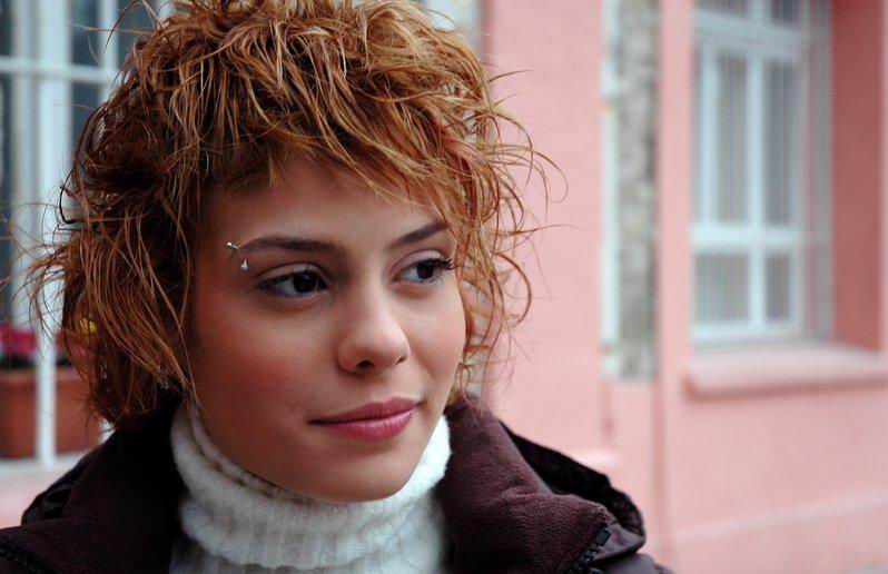 Сменившая пол турецкая актриса представила новый имидж
