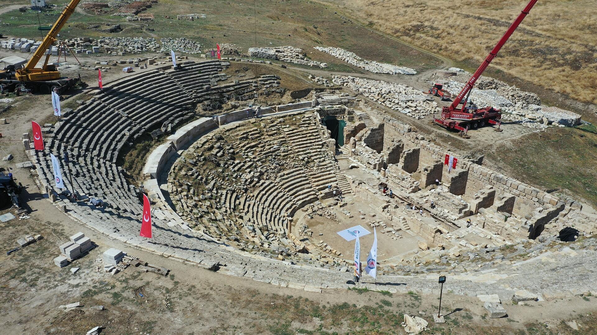 Древний амфитеатр в Турции откроется спустя 1600 лет