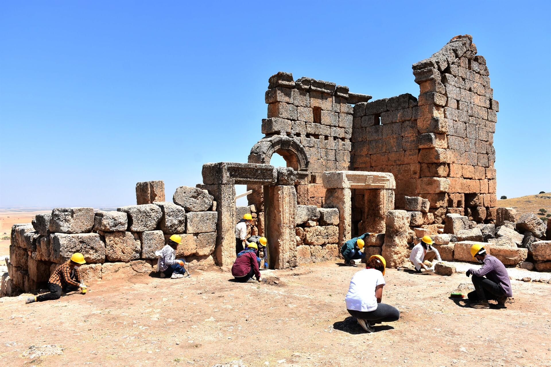 В Турции обнаружен вход в замок Зерзеван возрастом 1800 лет