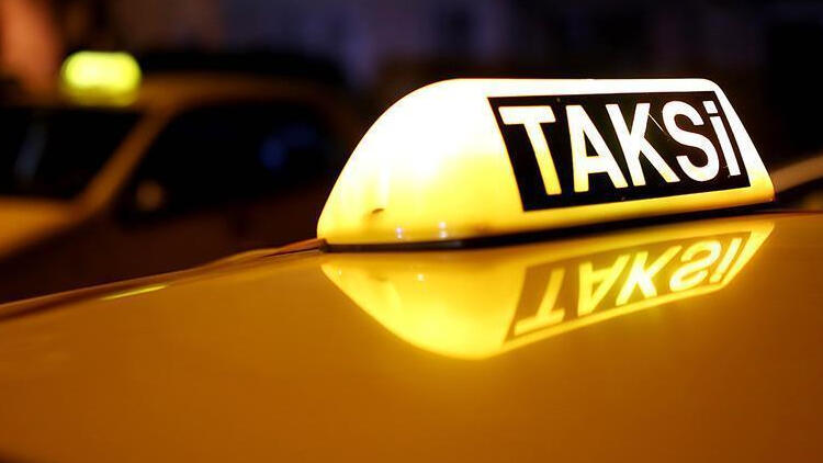 Стамбульских таксистов обяжут выучить английский