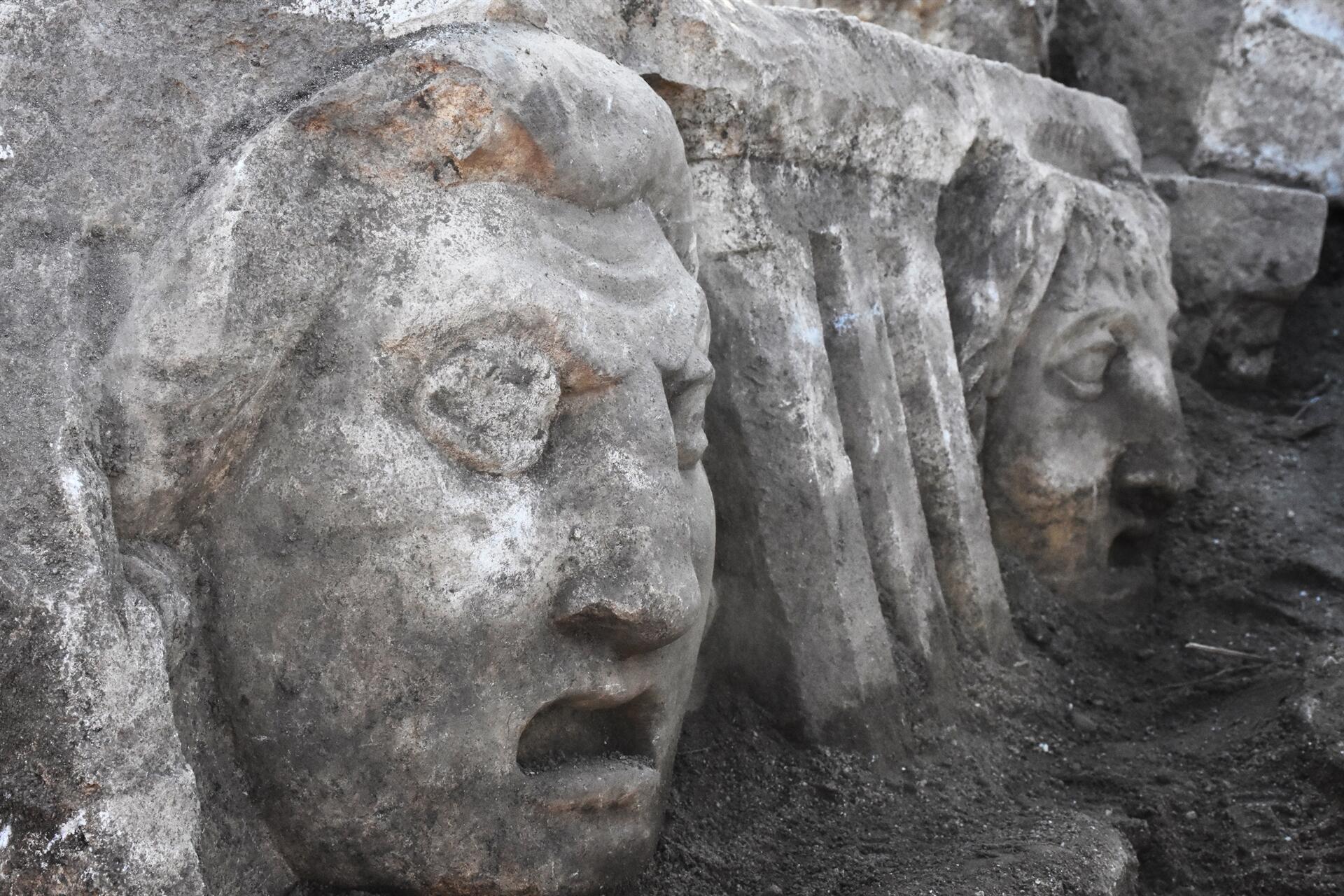 В Турции обнаружены древние мистические маски