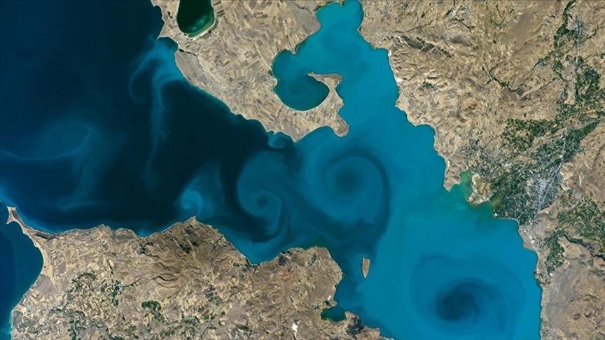 Снимок озера Ван из космоса поразил жюри конкурса NASA