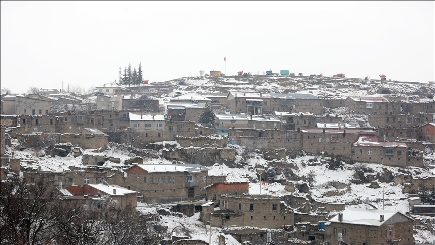 "Малую Каппадокию" в Турции припорошило снегом