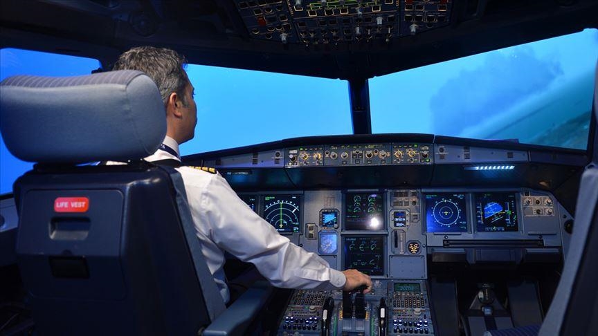 Число пилотов турецкой авиации ежегодно растет
