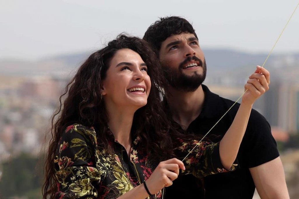 Турецкий сериал «Ветреный» покорит еще одну страну