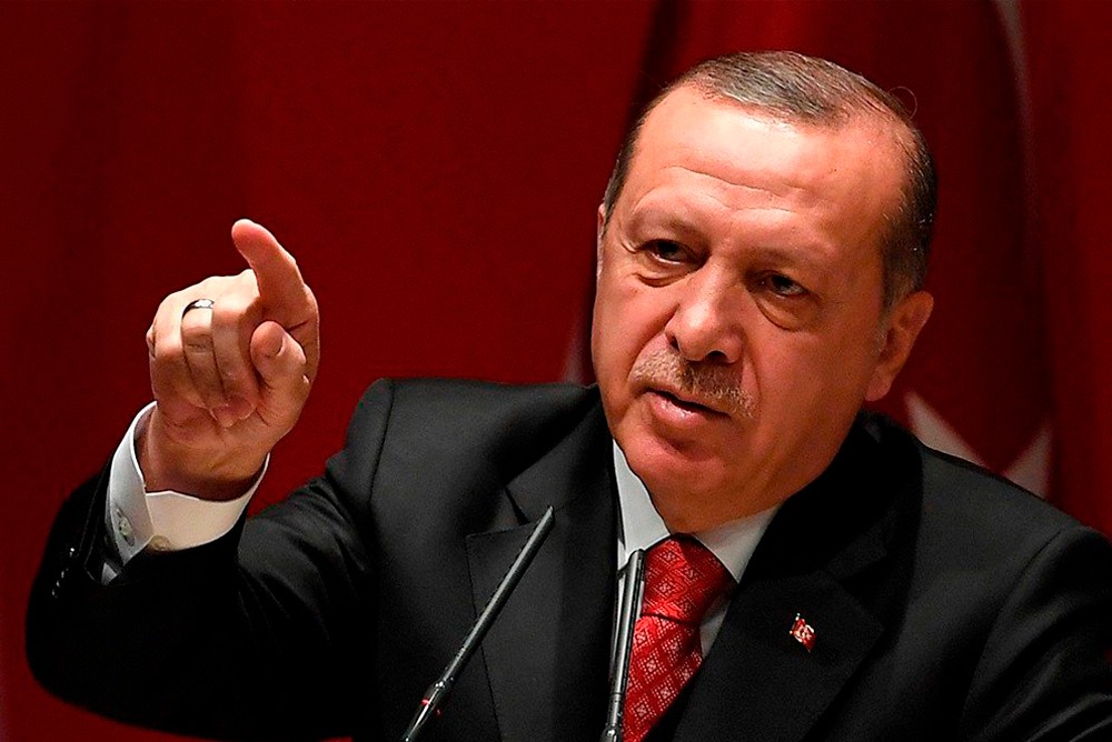 Эрдоган объявил о смягчении ограничительных мер в стране