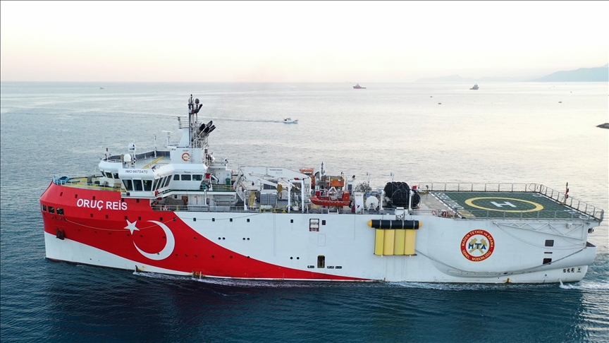 В Турции объявили тендер на услуги сторожевого корабля для судна Oruç Reis
