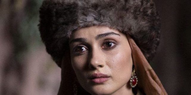 Звезда сериала «Сельджуки» Севда Эргинджи присоединилась к новому проекту