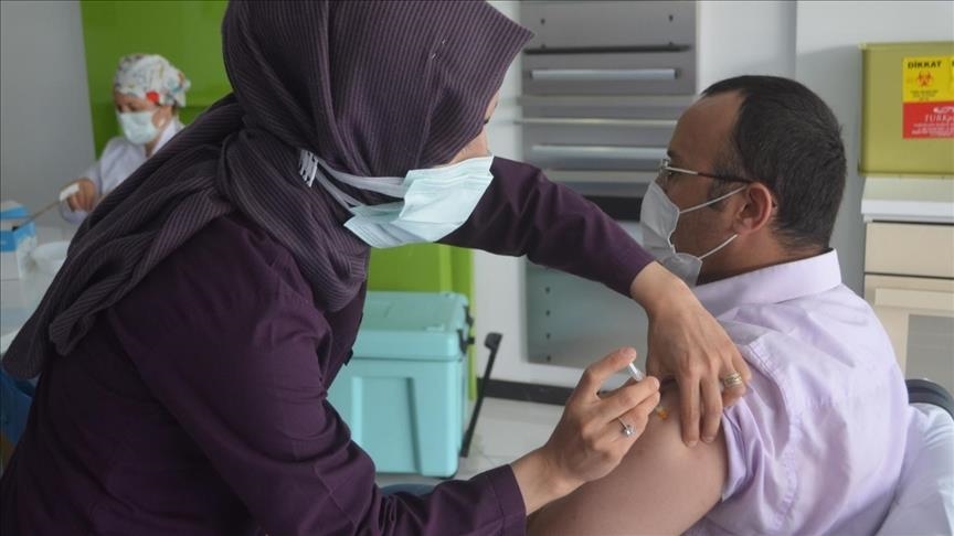 В Турции введено свыше 68 млн доз вакцины от COVID-19