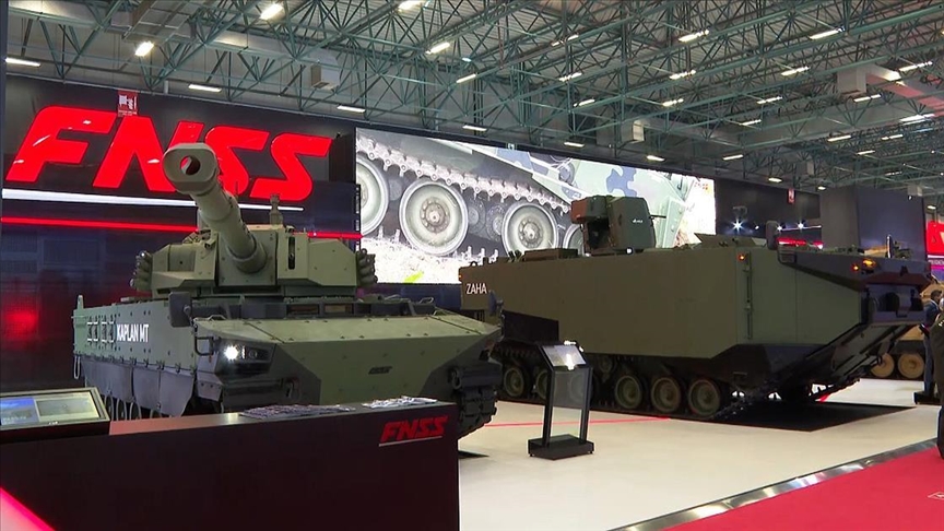Боевые машины Pars IV 8x8 впервые демонстрируются на выставке в Стамбуле