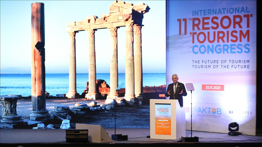 В Антелье проходит 11-й Международный конгресс по курортному туризму