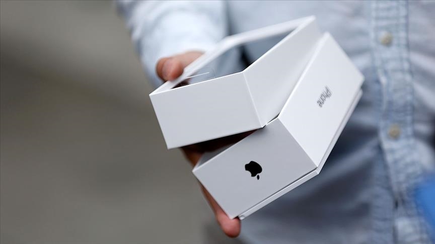 Apple снизил цены на Iphone в Турции 