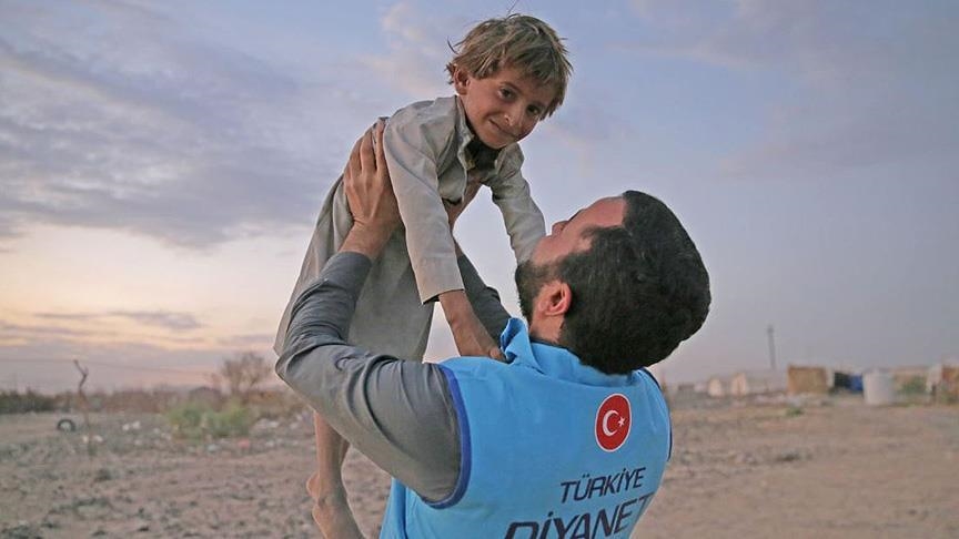 Турция помогла 50 тыс. детям из малообеспеченных семей