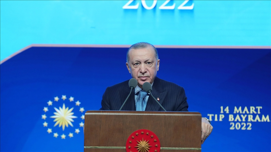 Президент Турции обратился к работникам сферы здравоохранения