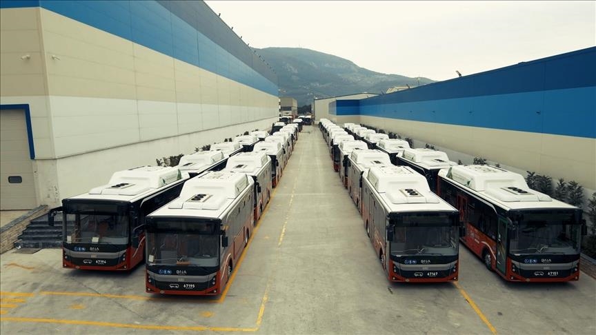Турция поставила в Азербайджан новую партию современных автобусов