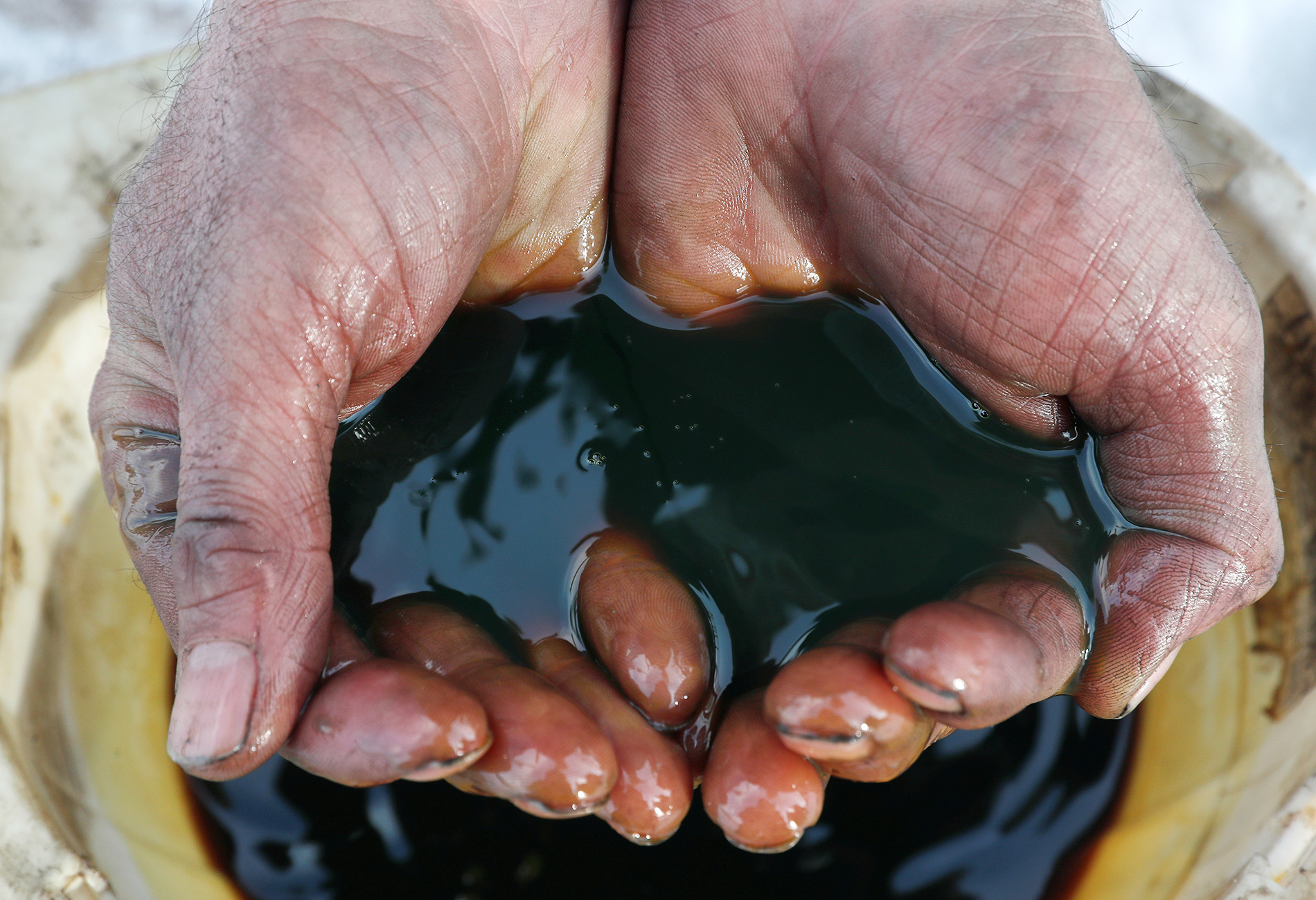 В турецкой Адане нашли скважины нефти стоимостью в $1 млрд