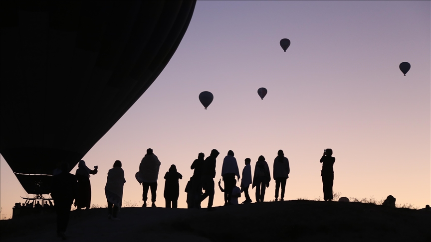 В Турции воздушные шары подняли в небо в память героев 15 июля