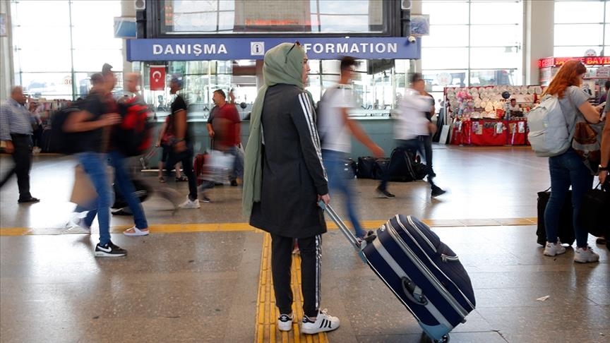Жители Турции наращивают расходы на отдых