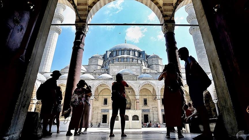 В июле Стамбул посетило рекордное число иностранных туристов